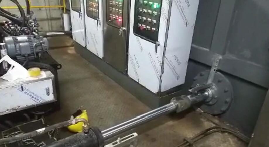 華星粘稠物料輸送泵現場工作視頻